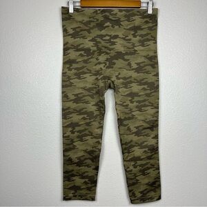 EUC‎ Spanx Look at Me Now Leggings - 2X